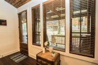 NEW FOREST COTTAGE W/GRILL & DECK:HIKE, FISH, GOLF - B&B Glenville