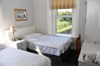 Twin Room with Shower