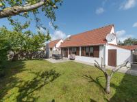 Holiday Home Vissershuis 214 with parking by Interhome - B&B Bredene