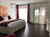 Chambre Lit Queen-Size - Vue sur Mer