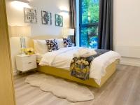 Newpointe Stunning 1-bedroom Serviced Apartment - B&B