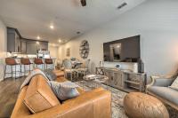 Single-Story Condo Less Than 1 Mile From Downtown! - B&B