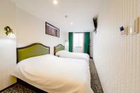 Quadruple Room with Shower