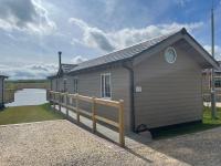 Secret Of Eden Lake View Lodge - B&B Filey