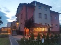 B&B Leszno - Willa Leszczynko - Bed and Breakfast Leszno