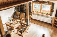 Domek na Stromej klimatyczny domek z sauną, cisza, las i rzeka, relaks dla rodzin i przyjaciół, prywatny parking - Chambres d'hôtes Zakopane