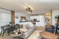 B&B London - Newly Built Luxury 2 Bed Apartment!!! - Bed and Breakfast London