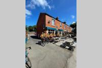 Lovely 2 bedroomed flat in the centre of Longton - B&B