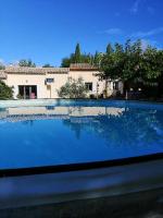 B&B Crillon-le-Brave - LE CABANON - Bed and Breakfast Crillon-le-Brave