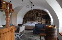 B&B Brauneberg - The Wine Cellar in the Old Gemeinde House - Bed and Breakfast Brauneberg