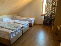 Dreibettzimmer