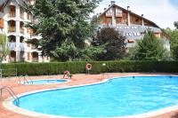 Acogedor apartamento con piscina compartida y opción a parking - Chambres d’hôtes