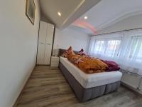 Ferien- und Businesswohnung Sonnentor Dreiländereck im zweiten Stock - B&B Sonnen