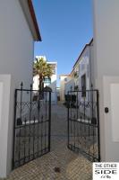 The other Side D'el Rey Apartment - B&B
