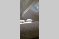 Studio - Split Level