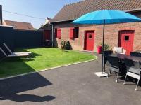 Gite Les Volets Rouges - Chambres d’hôtes Andres