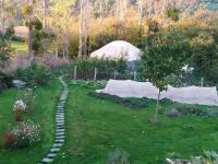 B&B Xhoris - La yourte au fonds du jardin - Bed and Breakfast Xhoris