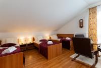 Chambre Triple avec Salle de Bains