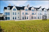 Luxurious Beach Front Apartment in Portrush - B&B