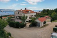 Apartments House Risika - B&B