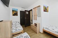 Chambre Triple avec Salle de Bains Privative