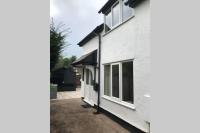 Charming just renovated 2 bed cottage in the centre of village - Ferienwohnung