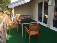 Dachterrassenwohnung - nah am See - B&B Biersdorf