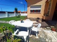 Beach house with garden - B&B Sintra