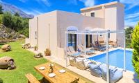 Cretan Sunny Villa With Heated Pool - B&B Kournás