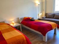 Oase im Südosten - wunderschöne Apartments für 4 Personen mit Terrasse & Stellplatz - B&B Lipsia