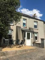 3-Bed Cottage-Plymouth-Dog friendly-Sleeps7 - Chambres d’hôtes