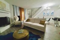 Modern Designer Townhouse 2Br Ideal for Long Stays! - B&B Jackson