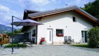 A&G Apartment Aosta - Elegante Casa 100 mq su due piani con Wi-Fi-giardino-parcheggio - Chambres d'hôtes Aoste
