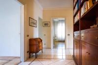Santa Giulia 12 - B&B