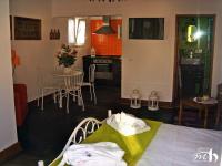 Suite with Patio and Kitchen