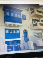 Modern Apartment in the Heart of Sliema Steps from the Seafront - B&B