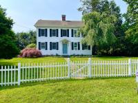 B&B Madison - 1860's Colonial House Near Downtown and Beaches! - Bed and Breakfast Madison