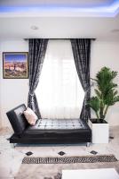 Cc & Cg Homes Luxury 3 Bedrooms House - 24Hrs Power - B&B Abuja