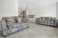 Ruby Kingsize Bedroom with En-suite - B&B Derby