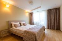 One-Bedroom Apartment (Private Parking)