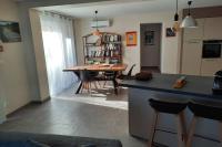 B&B Nîmes - SUPERBE VILLA 85 m2 NIMES CAREMEAU - Bed and Breakfast Nîmes