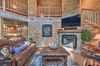 Luxe Broken Bow Cabin with Tesla Charging Station - B&B