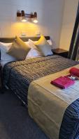 Deluxe Double Room (2 Adults + 1 Child)