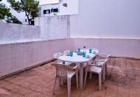 FLH Monte Gordo Family Flat with Terrace - Chambres d’hôtes Monte Gordo