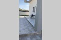 HaOfek 10 - A spacious unit near a magical lake - B&B Yeruham