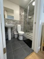 Camera Doppia con Letti Singoli con Bagno Privato 