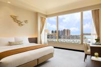 Deluxe Seaview King Room with HKD300 Dining Credit and In room Mini Bar