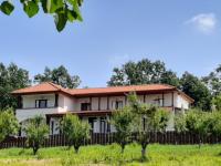 B&B Iaşi - Pensiunea Emelys - Bed and Breakfast Iaşi