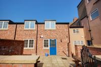 Hotties House - Two-Bed Cottage, Dog-Friendly & Off-Street Parking - - Chambres d’hôtes