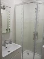 Modern fresh-new appartment near the park Sofievka - B&B
